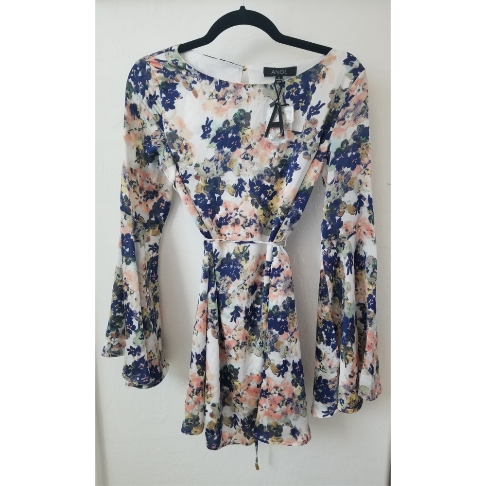 ANGL Bell sleeve Shift Dress